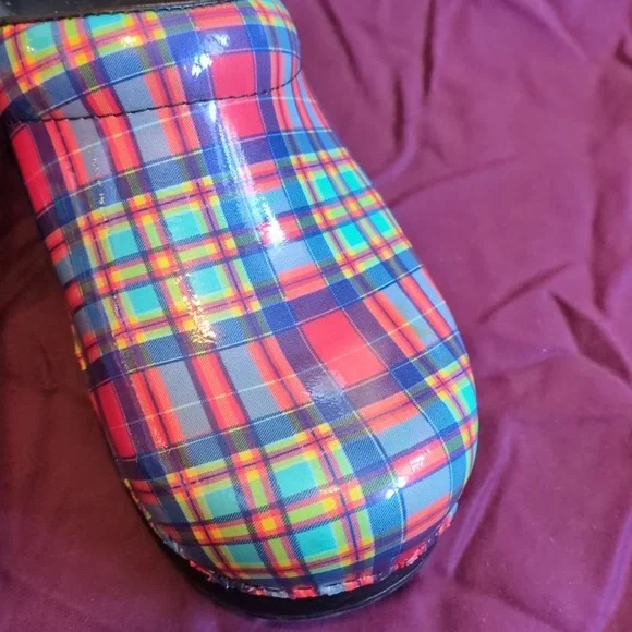 ⭐💥 Women's Dansko clogs size 37 plaid in good condition⭐💥 - Picture 10 of 10